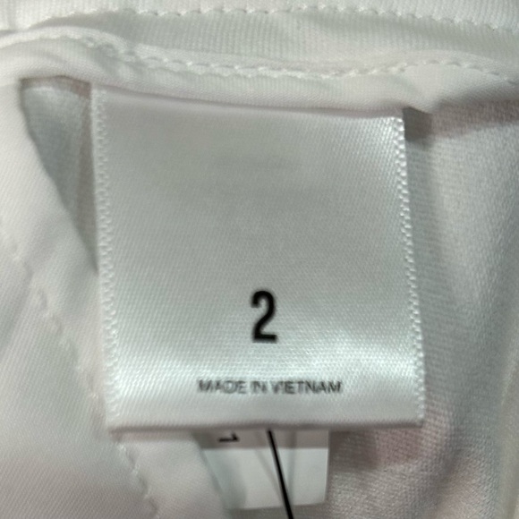 Express Women's White High-Waisted Shorts Size 2. NWT - Picture 4 of 6